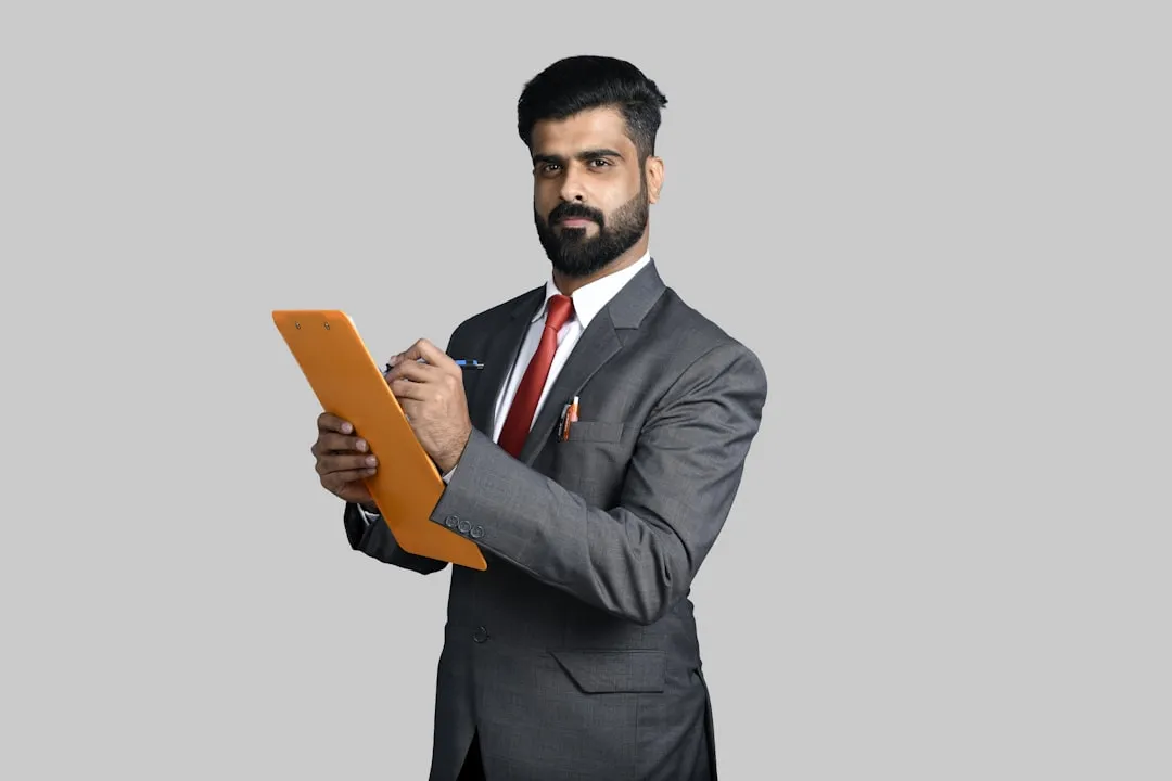 Holding: O que é e quais são os tipos? Conheça as possibilidades!