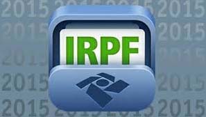 Ícone gráfico do IRPF (Imposto de Renda Pessoa Física) com a inscrição '2015' repetida ao fundo, simbolizando o início da entrega da declaração do I.R.P.F na segunda-feira, conforme discutido no post.